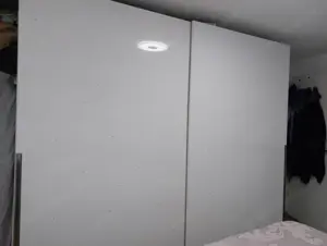 Schwebetürenschrank Kleiderschrank Weiß Hochglanz  Bild 2