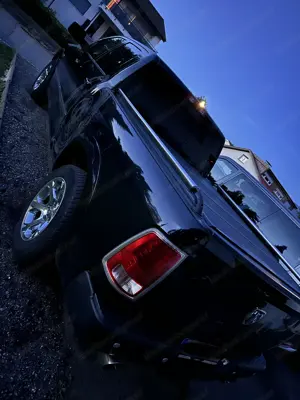 Dodge RAM 1500 CrewCab Longbed Laramie (5.7l V8 Hemi) Bild 3