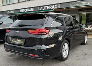 Kia Ceed SW   cee'd SW 1,4 MPI Silber *1.BESITZ* Kamera *APP *SHZ *NAVI Bild 7