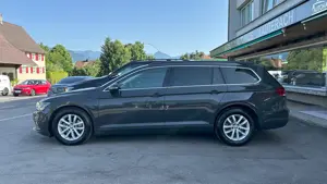 Volkswagen Passat Variant Business 2,0 SCR TDI DSG *1.HAND *NAVI *APP CON.* Bild 3