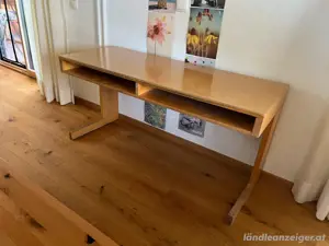 verschenke Kinderschreibtisch plus Stuhl Bild 3