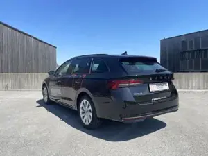 Skoda Octavia Bild 2