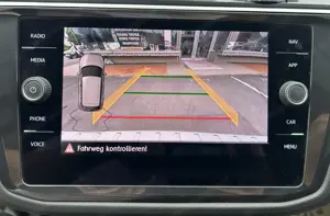 Volkswagen Tiguan 2,0 TDI SCR Sky DSG *PANORAMA *ACC *AHK *Kamera Bild 7