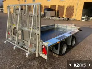 Humer Anhänger Baumaschinentransporter  Bild 2