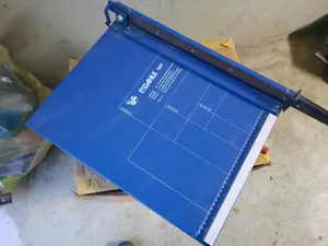  Papier zuschneide gerät