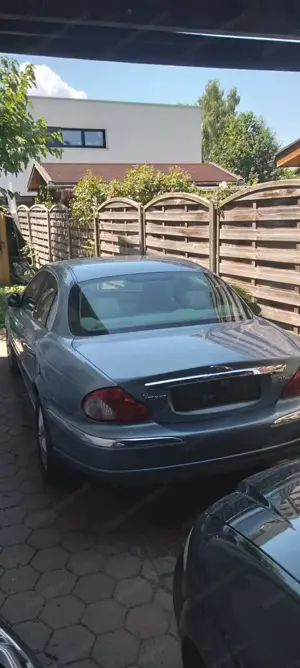 Jaguar X-Type 2.0 Diesel Executive  Bild 4