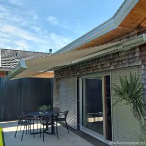 Markise Weißaluminium - 6 Meter breit-  NEU [ 2 Monate alt ] ......falsch bestellt Bild 2