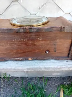 Alte Kaminuhr Bild 5