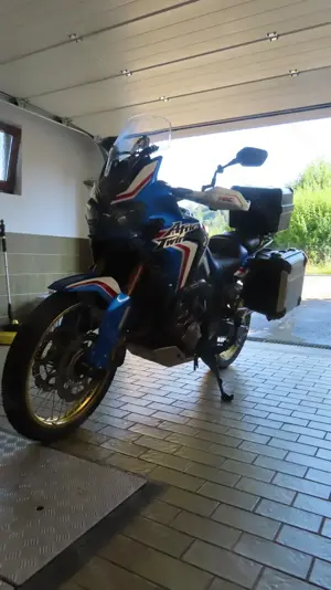 Verkaufe Honda AfricaTwin CRF1000L, DCT Bild 3