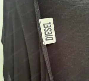 Raffiniertes schwarzes Damen Oberteil von Diesel Bild 2