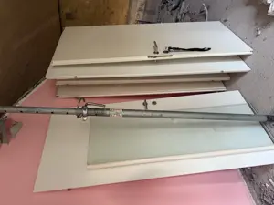 Versch. Türen zu verschenken