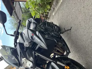 Suzuki GSX S750 Bild 4