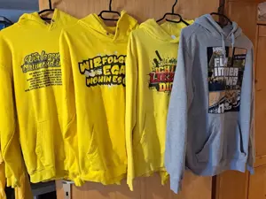 4x BVB Borussia Dortmund Hoodies - Größe L - 60   im Set oder 25    Stück