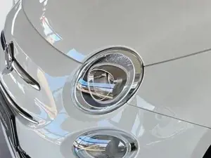 Fiat 500 1.0 DOLCEVITA Hybrid/15Z/TECH+PA/BICOLOR 51 kW ... Bild 5