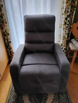 neuwertiger Fernsehsessel dunkelgrün  Bild 2