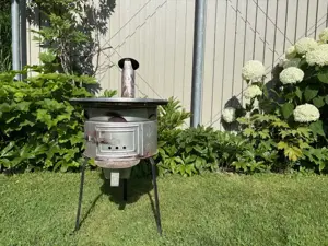 Outdoor Ofen mit Tanjur-Teller aus Edelstahl Durchmesser 47 cm zum braten und kochen im Freien