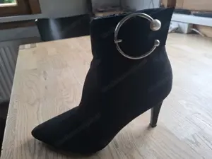 Stiflette schwarz Bild 2