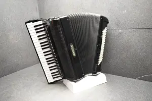 Mengascini Cassotto (16+8) Converter 4 Chörig 120 Bässe Super Stimmen #82