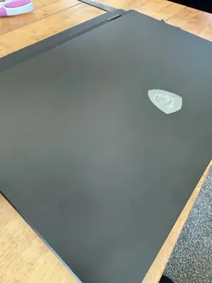 MSI Raider 18 HX i9 14900HX  RTX 4090 Bild 2