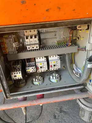 Putzmaschine PFT G4 mit Einblashaube und Zubehör Bild 5