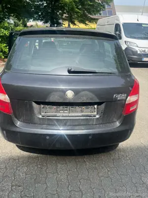 Nur an bastler oder für export skoda fabia 2008 bj 1.6 motor benziner 105 ps nicht vorgefürt Bild 5