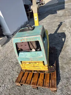 Rüttelplatte Ammann AVH 6030 mit Hatz Motor, Bodenverdichter Bild 7