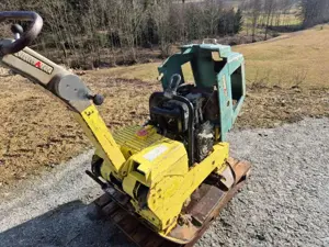 Rüttelplatte Ammann AVH 6030 mit Hatz Motor, Bodenverdichter Bild 10