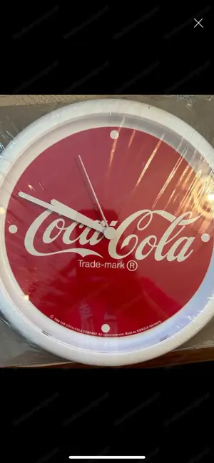 Coca-Cola Wanduhr   neu und originalverpackt 