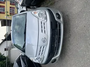 Nissan pixo Benzin