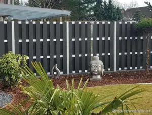 Fahrradgarage, Zaun, Mülltonnen.... Bild 5