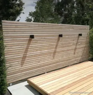 Fahrradgarage, Zaun, Mülltonnen.... Bild 7