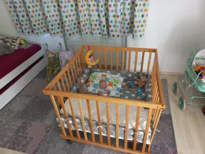 Gitterbett bzw. Laufgitter 