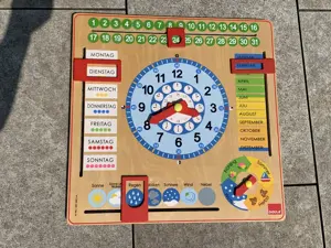 Kalenderuhr - Nachhaltig aus Holz- Goula Bild 6