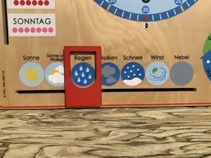 Kalenderuhr - Nachhaltig aus Holz- Goula Bild 5