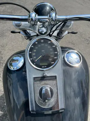 Harley Davidson FXSTC Softail Custom Made Bild 4