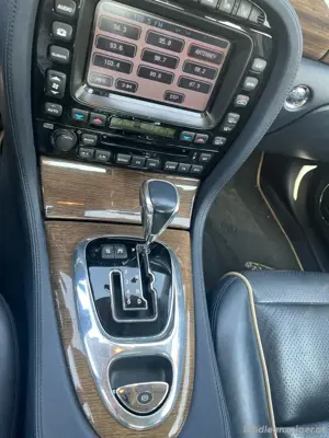 Verkaufe Jaguar XJ Bild 3