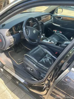 Verkaufe Jaguar XJ Bild 2