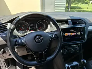 Privatverkauf VW Tiguan Sky TDI SCR Topzustand Bild 6