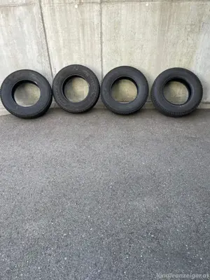 Bridgestone Winterreifen 195 80r15, neuwertig, Jimny Bild 2