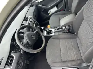 Skoda Oktavia Combi 4 4 Bild 8