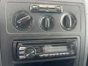 VW Caddy Bild 8