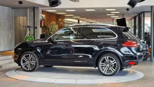 Porsche Cayenne Bild 8