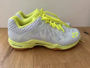 Badmintonschuh Yonex Bild 2