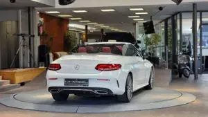 Mercedes-Benz C 220 Bild 15