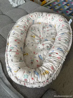 Babynest - Julius Zöllner