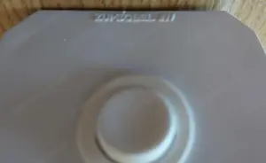 Zumtobel 1 18 W, Leuchten mit Steckdose, NEU, 3 STK. Bild 2