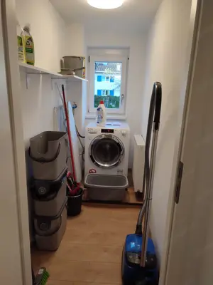 Vermiete ab 1. April 2026 Zimmer in 3er WG mit eigenem Badezimmer Bild 8