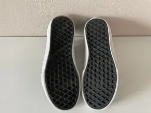 Vans Old Skool Glitter Sneakers schwarz Gr. 32 Mädchen Bild 2