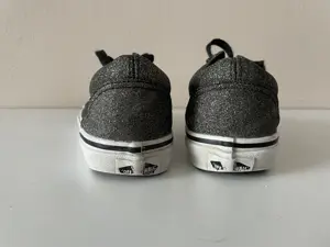 Vans Old Skool Glitter Sneakers schwarz Gr. 32 Mädchen Bild 7