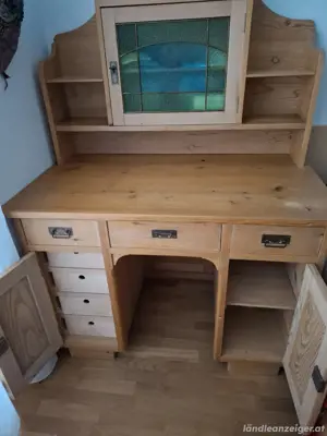 Antiker Schreibtisch